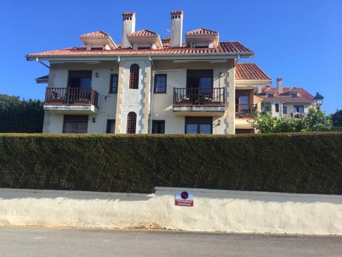 Liandres Apartment | Ático con piscina junto a Comillas y Playa de Oyambre