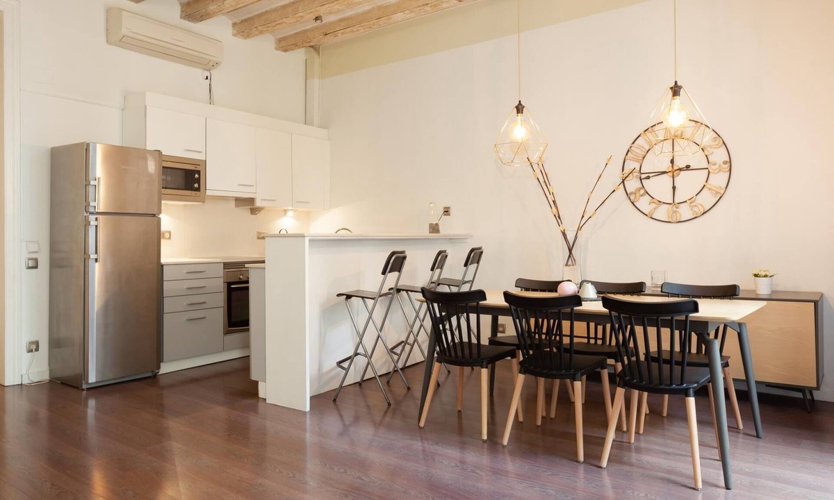 Ciutat Vella Apartment | 237 - Las Ramblas Balcony