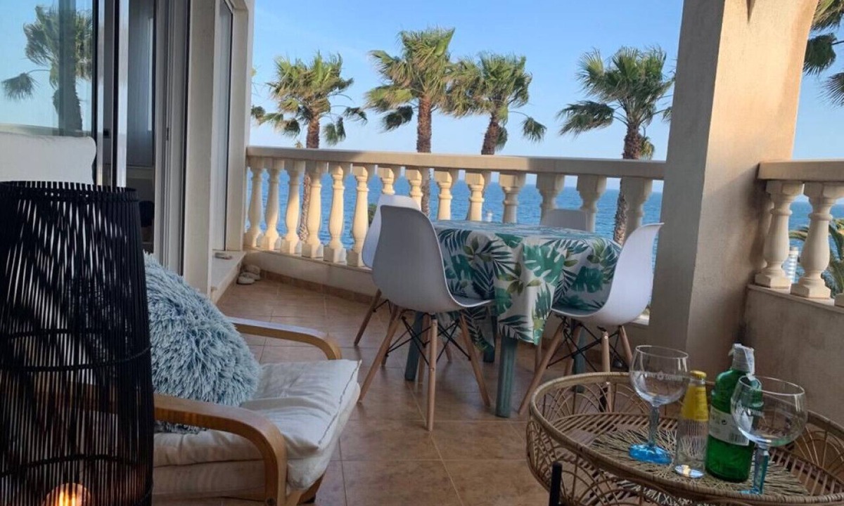 Vinaros Apartment | Apartamento Celia 2 - Apartamento en residencia con piscina en Vinaròs - Ref. 18-2