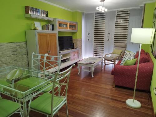 Saron Apartment | Apartamento El Ferial