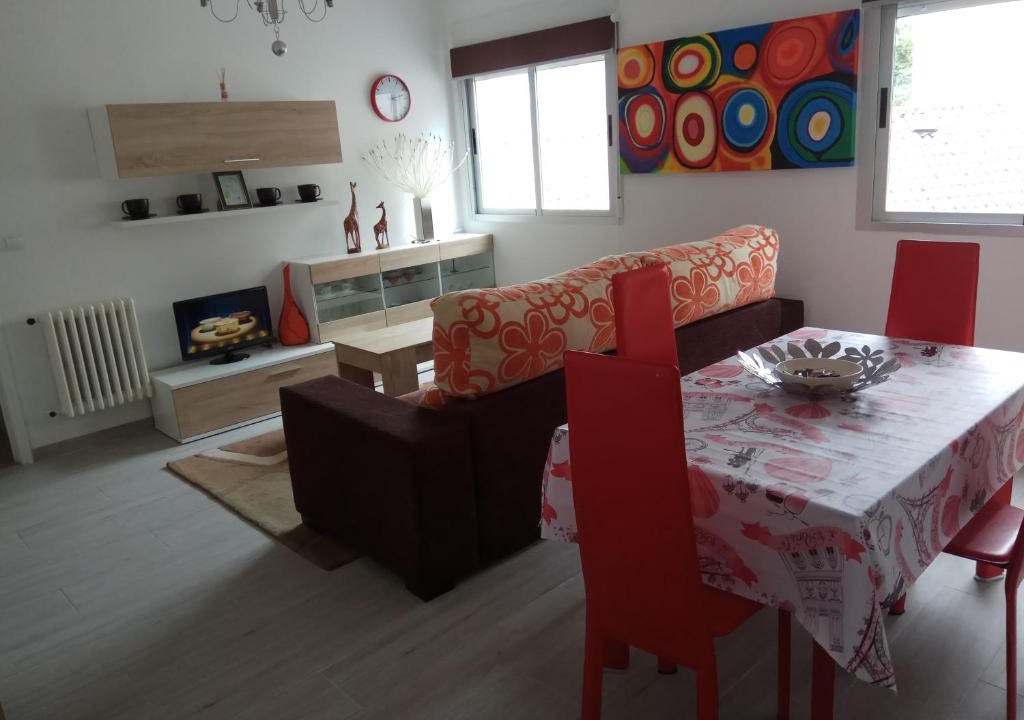 Lalin Apartment | APARTAMENTO EN EL CENTRO DE LALIN