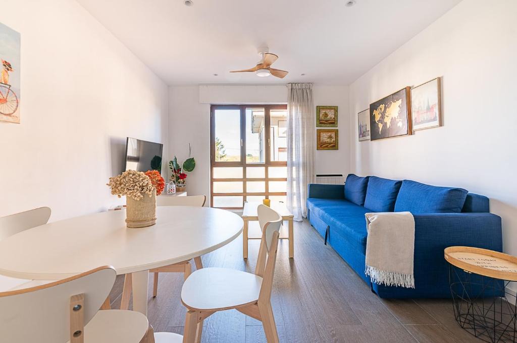 Suances Apartment | Apartamento la Riberuca con piscina