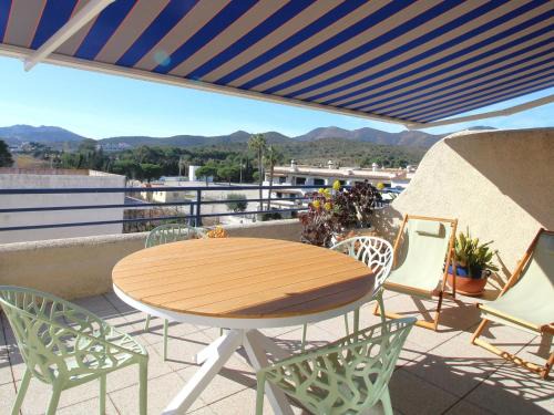 Llanca Apartment | Apartamento moderno frente al mar con aire acondicionado en Llançà - ES-228-82