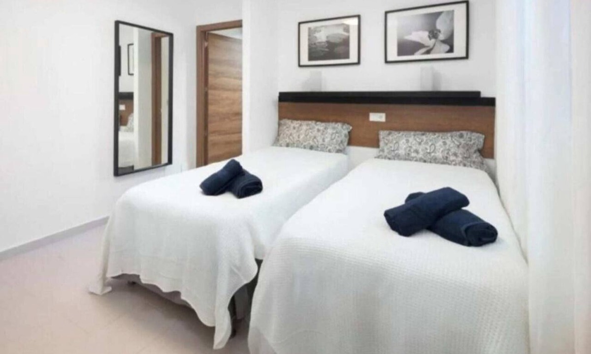 Almayate Bajo Apartment | Apartment 3 Almayate Beach