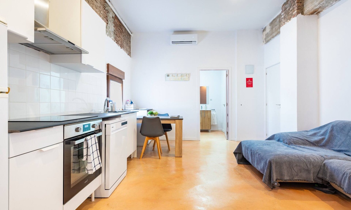 Almenara Apartment | Apartment 'Almenara' with Wi-Fi