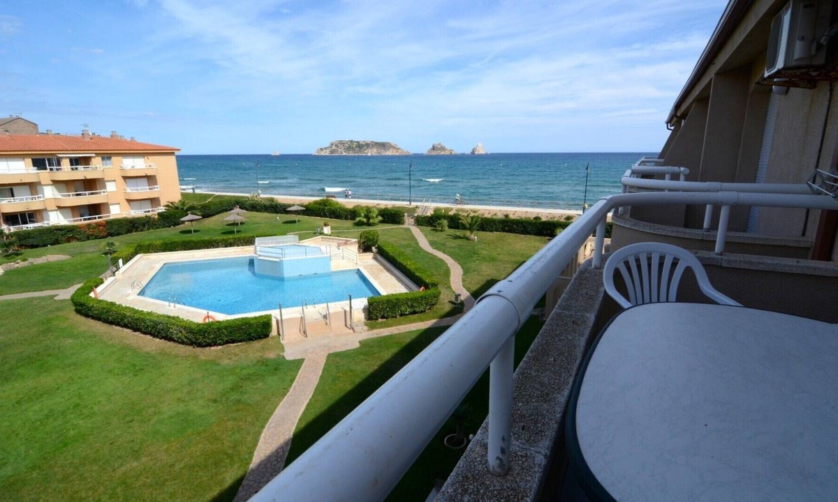 Els Griells Apartment | ARGONAVIS 327