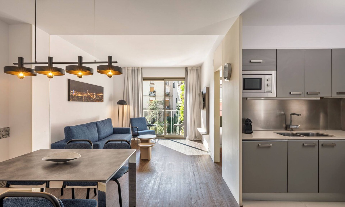 Gothic Quarter Apartment | Aspasios Catedral Apartments