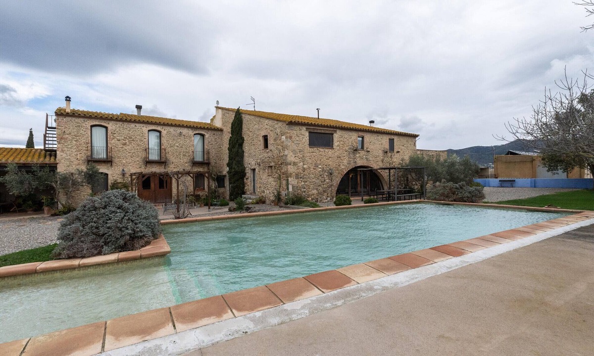 Pedret i Marza Cottage | Authentic renovated Catalan farmhouse near Roses and Llançà