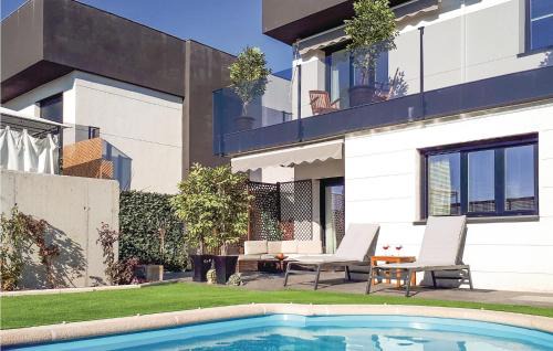 Arroyomolinos House | Awesome Home In Arroyomolinos