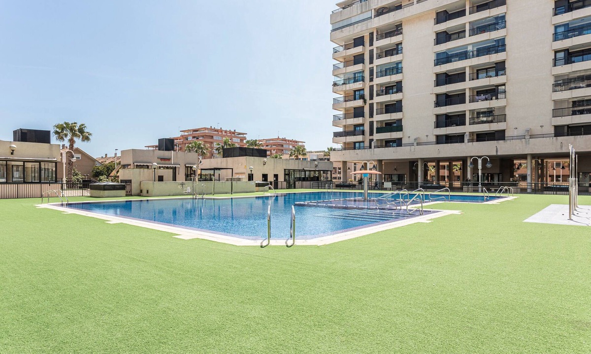 Alboraya Apartment | Beachfront Apartment in Valencia, Patacona – Alboraya