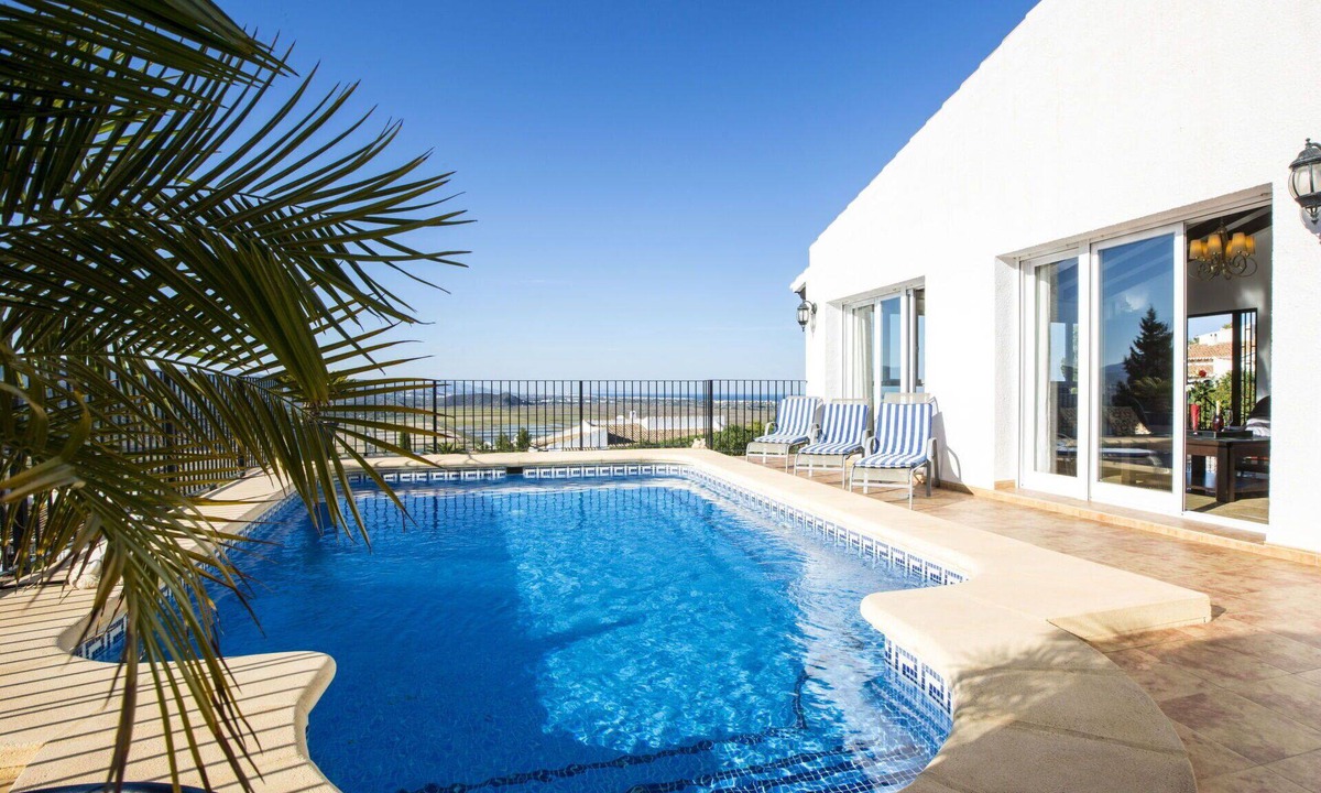 Monte Pego House | Beautiful private villa with WIFI, A/C, private pool, TV, terrace, pets allowed and panoramic view