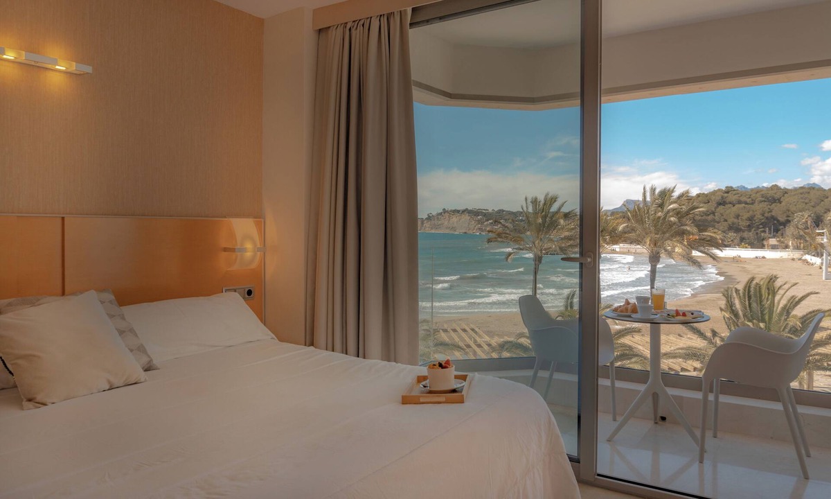 Moraira Town Centre Hotel | Boutique Hotel LaSort