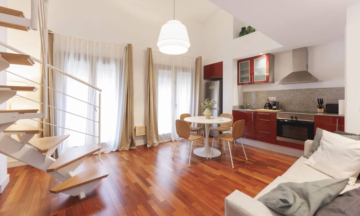 el Mercadal Apartment | Bravissimo Plaça Catalunya 2-1, duplex apartment