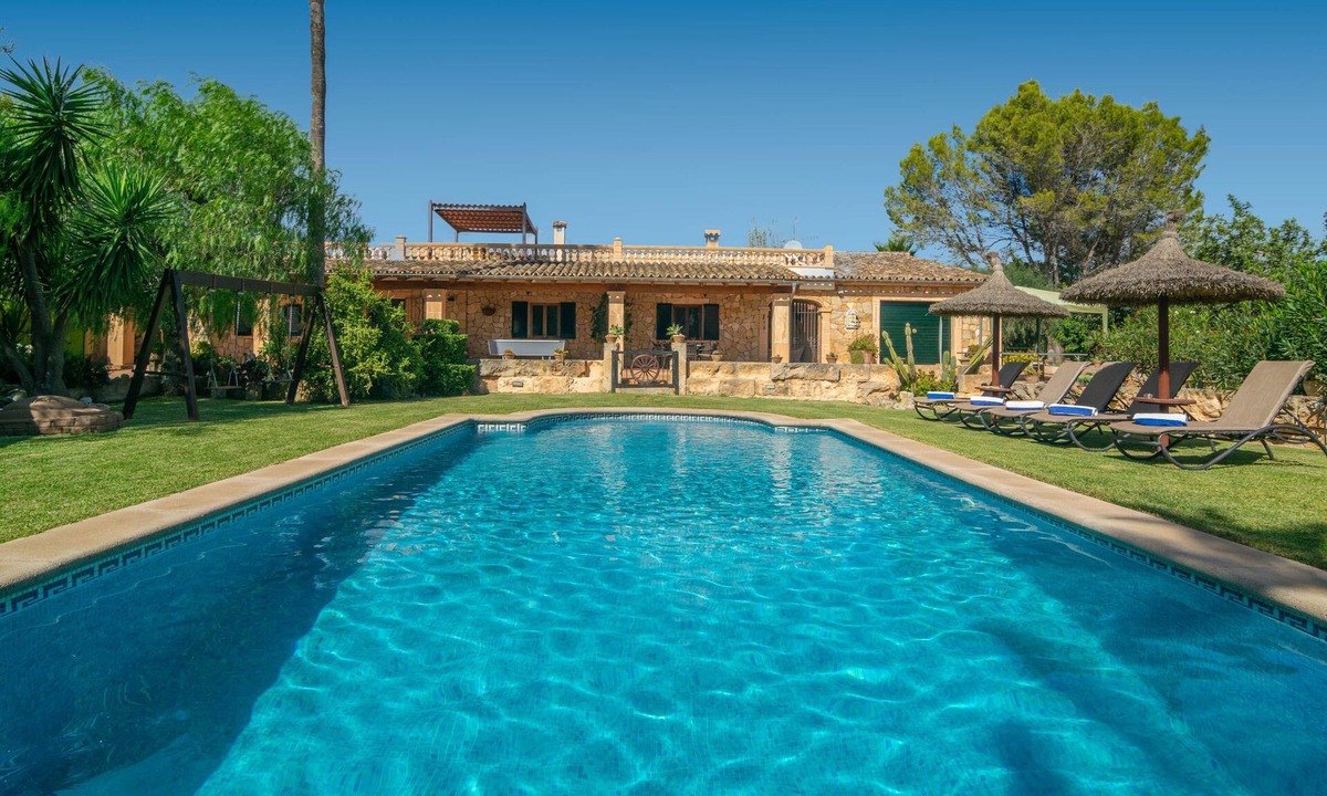 Inca Villa | CA SA NINA - Villa with private pool in Inca. Free WiFi