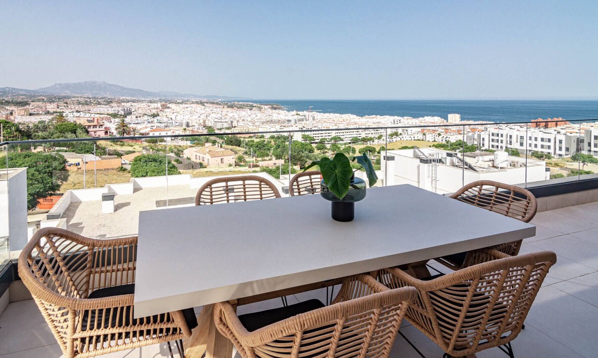Estepona Apartment | Casa Las Mesas I by Roomservices