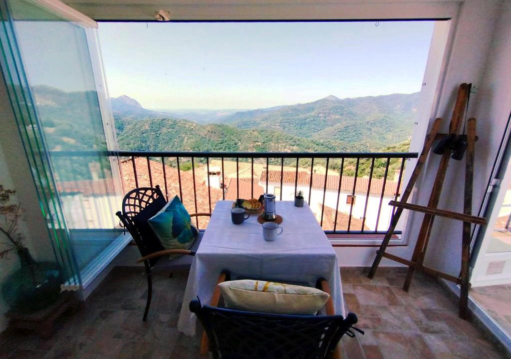 Genalguacil House | Casa Perejil, un balcón al Genal