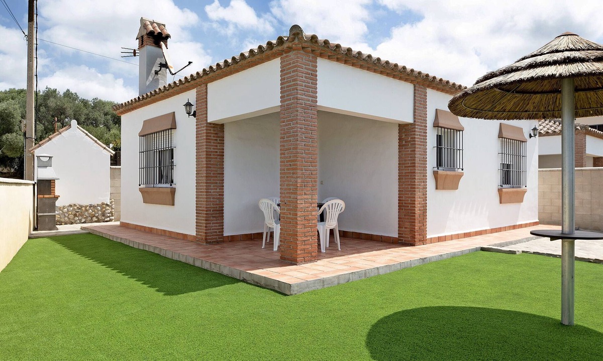 Los Canos de Meca House | Charming Casita Torre de Meca 1 with Terrace, Garden, and Wi-Fi