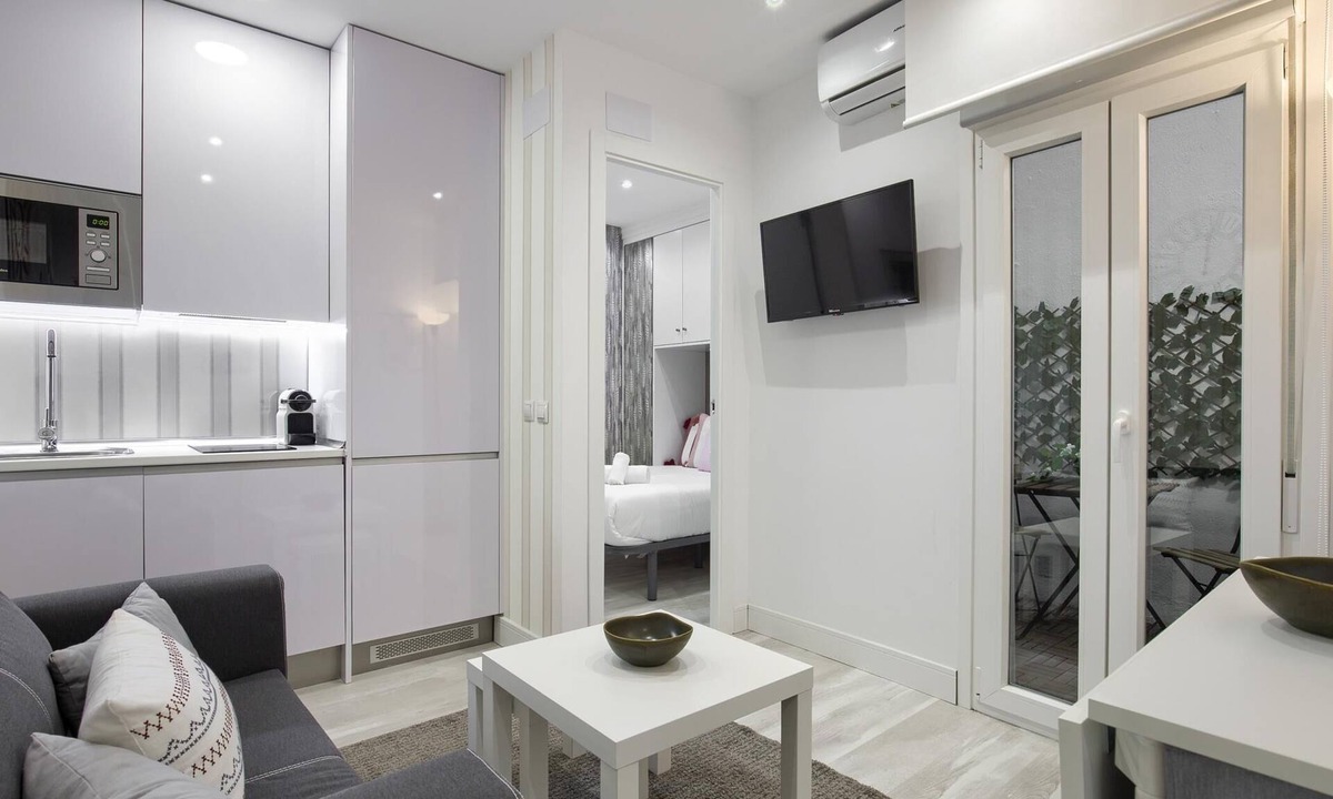 Malasana Apartment | Charming Plaza del Dos de Mayo - Totally renewed
