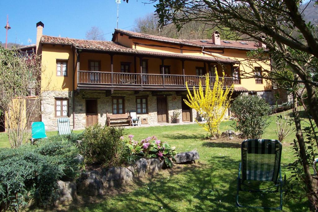 Barzana House | Corrada de Torales