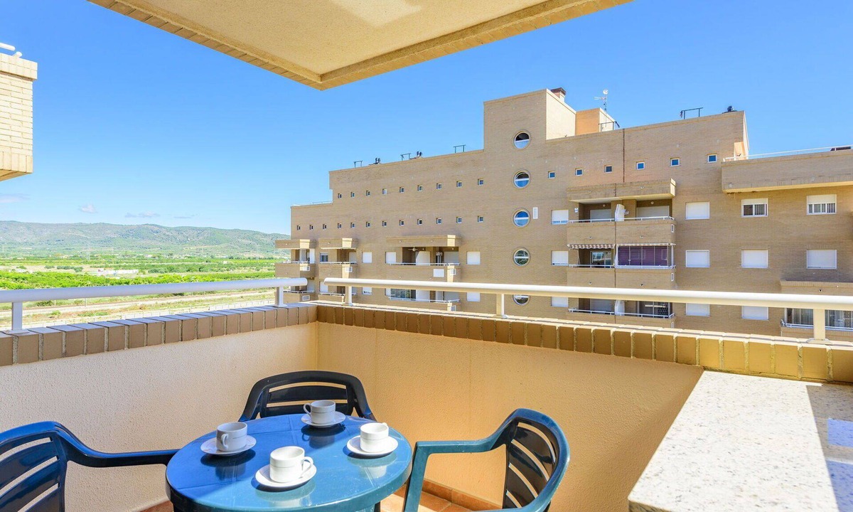 Marina d'Or Apartment | Cosy apartment for 6 guests with pool, WIFI, TV and terrace