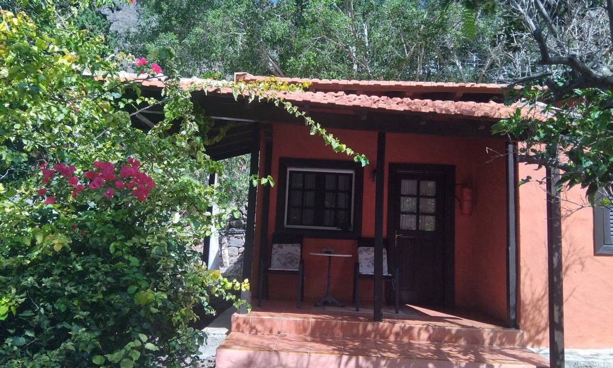 Mogan Villa | Country Cabin "Finca Nim 2" on a Farm with Mountain View, Pool & Wi-Fi