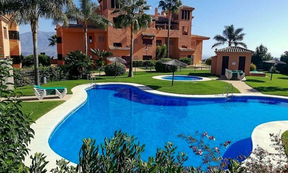 Ojen Apartment | El Soto de Marbella G/F P2 Sea & Mountain Views. On Site Golf-Gym -Tennis-Padel