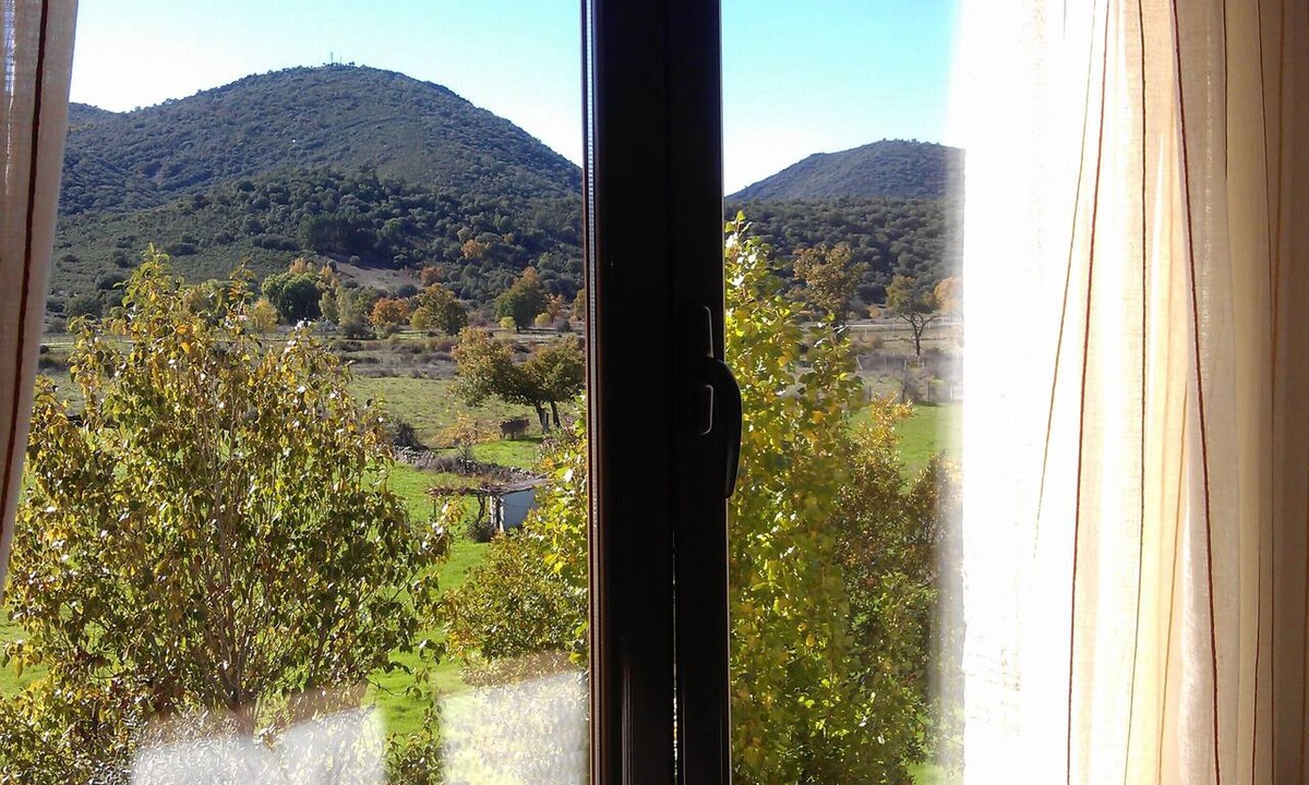 Navas de Estena Cottage | House with private pool in Cabañeros National Park