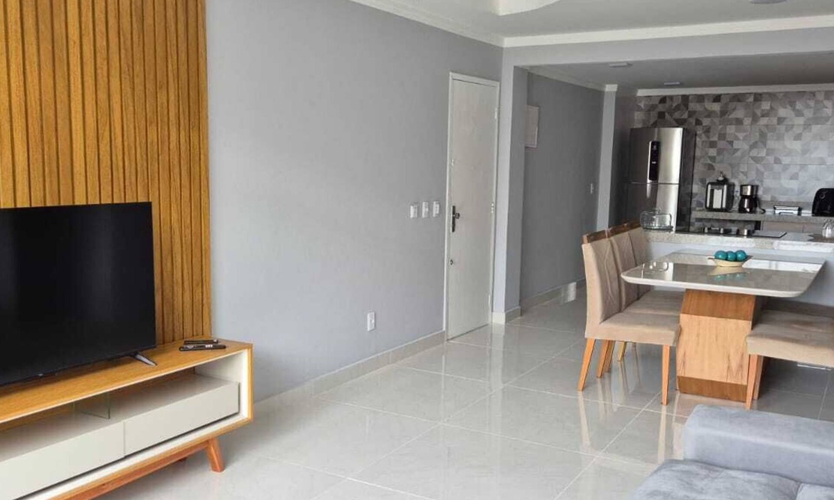 Centro Apartment | Large apartment close to the main tourist attractions in Cabo Frio. Extraordinary