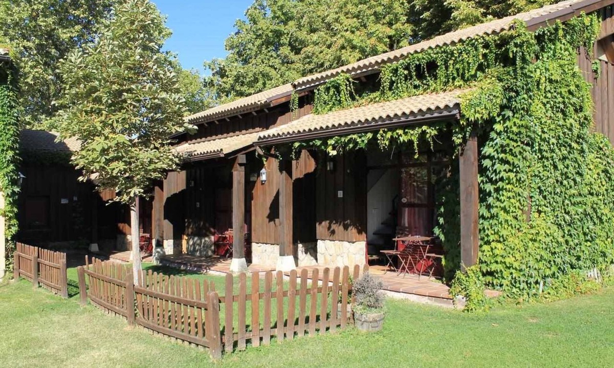 La Pradera de Navalhorno House | LAS CABAÑAS DE VALSAIN in the heart of the National Park Sierra del Guarrama
