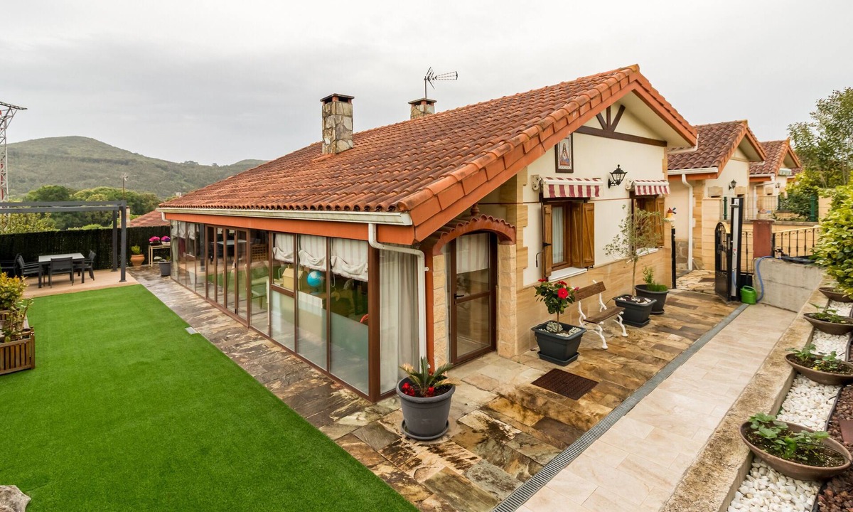 Argonos House | Las Camelias in Argoños – Cozy One-Story House Near Beaches and Town Center