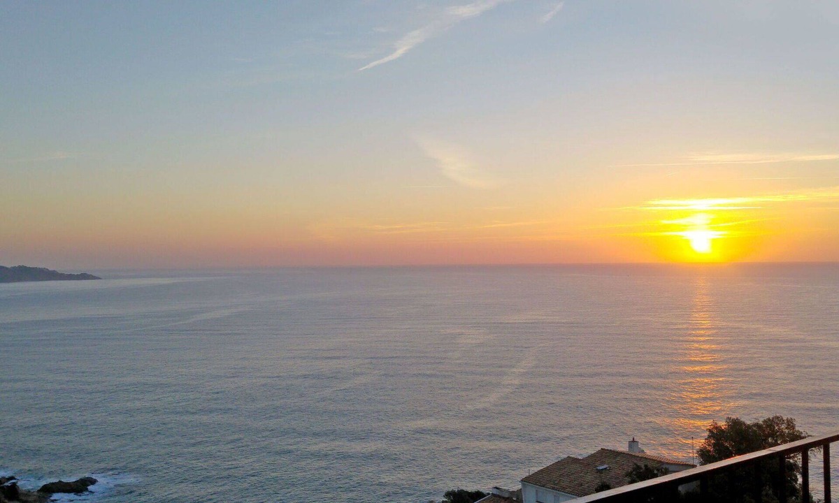 Tossa de Mar Apartment | Lovely apartment for 4 guests with WIFI, TV and terrace