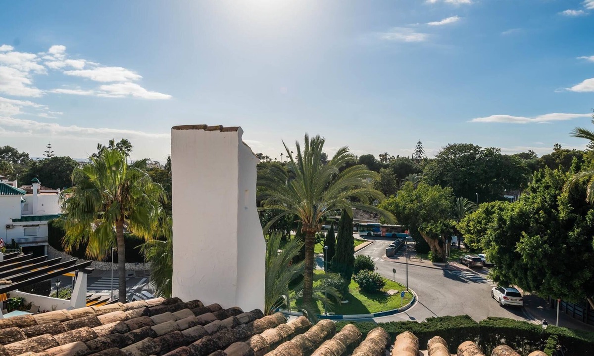 Nueva Andalucia Apartment | Modern 3 BDRM Apt w/Sea Views & Pool Newly Renovated
