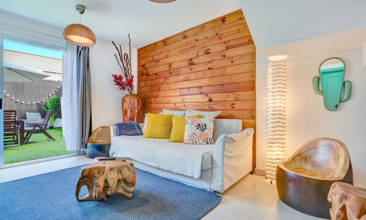 Corralejo Apartment | Modern Apartment 'Native Coconut House' with Private Terrace and Wi-Fi
