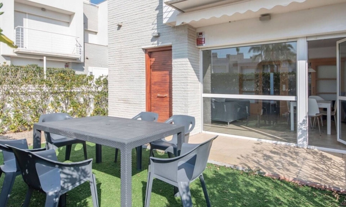 Altafulla House | Modern house in Altafulla near sea, air-conditioned, WIFI, pool, family-friendly