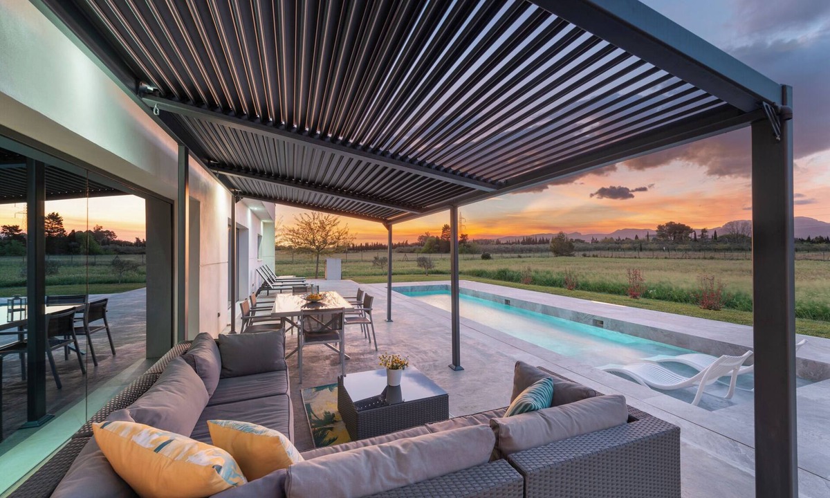 Sencelles Villa | NEW Minimalist H.free Air Conditioning/wifi. Impressive Views of the Tramuntana