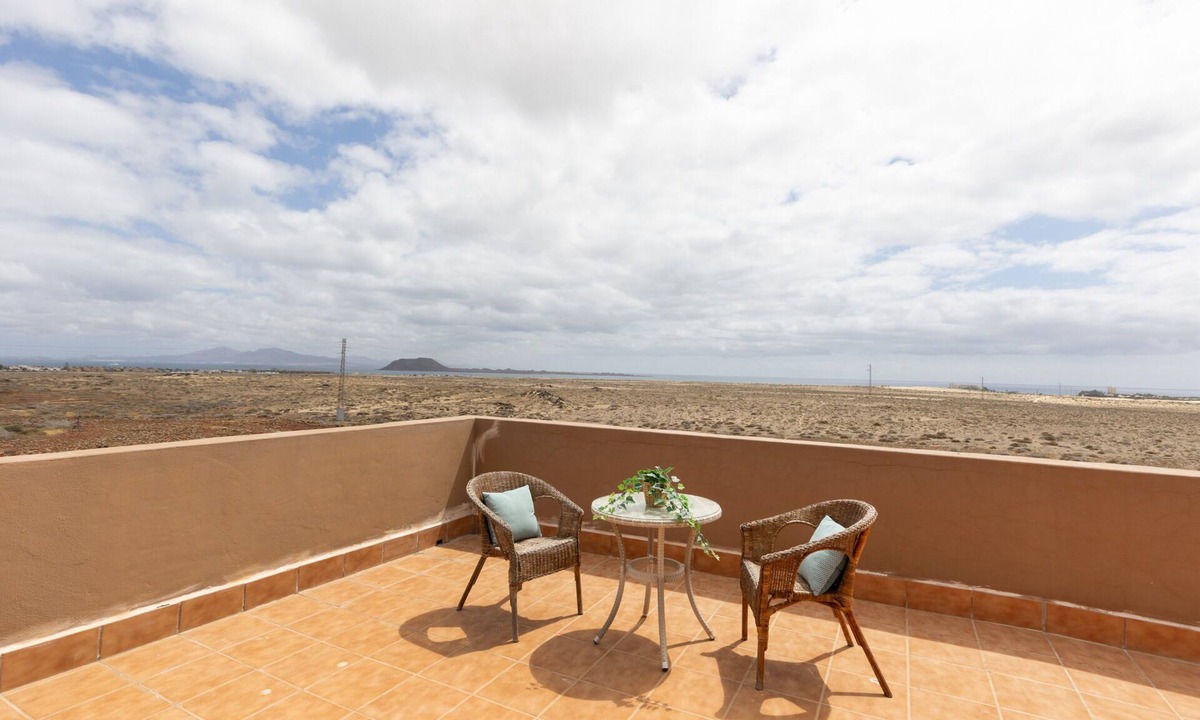 Geafond Ski Chalet | 'Parque Natural Ocean View' with Sea View, Shared Pool and Wi-Fi