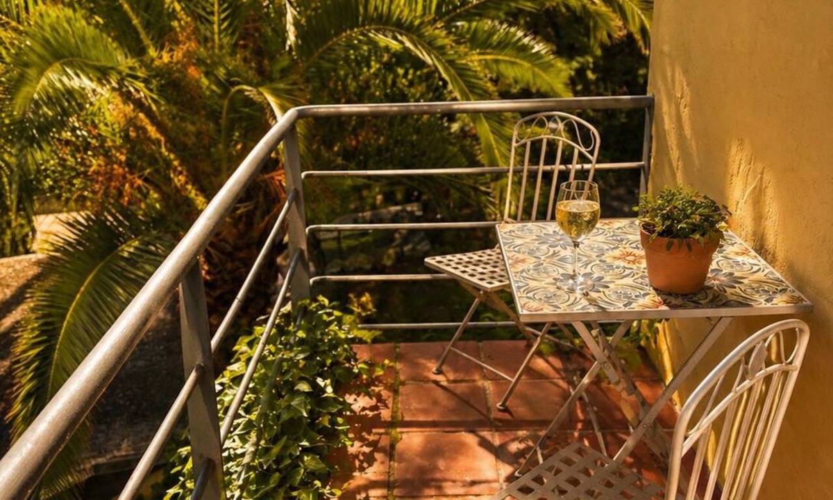 Las Rozas de Madrid House | Privat guest room in family villa in nature close to Madrid