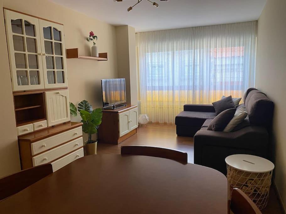 Pontedeume Apartment | Río, mar y montaña