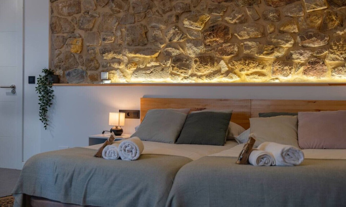 Villafufre Apartment | Sandoñana Palace | by Urban Hosting suite 8