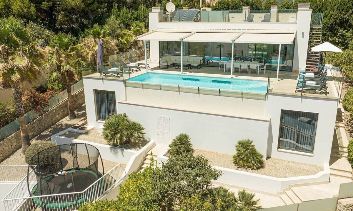 Portals Nous House | Seaview Escape less than 5 minutes from the beach