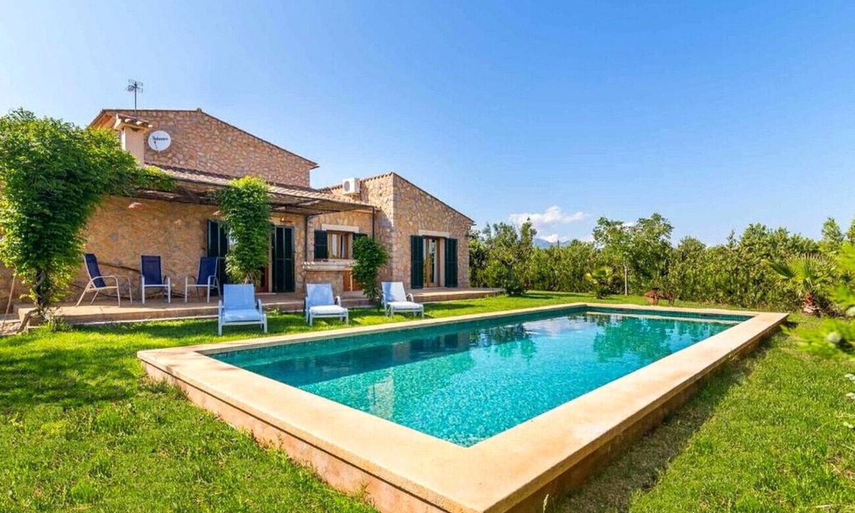 Binissalem Villa | Ses Veles by Rentallorca