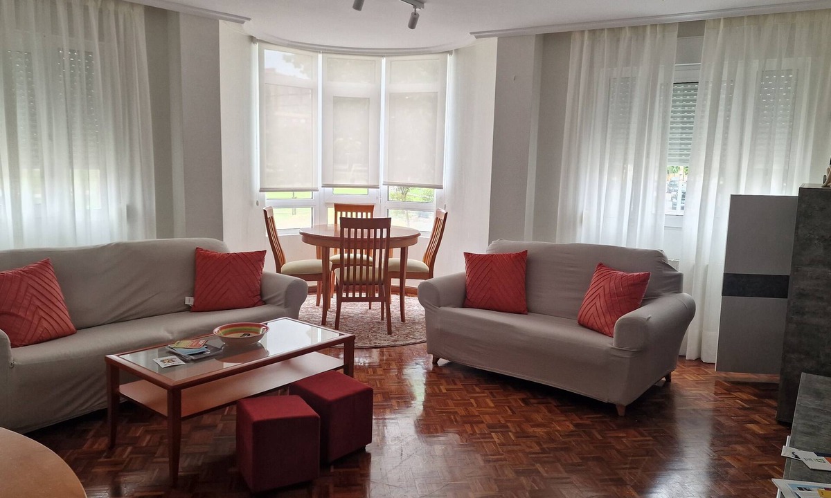 Santander Apartment | Spacious bright apartment, 10 min.de the beaches, Sardinero, Liencres, Virgen del Mar
