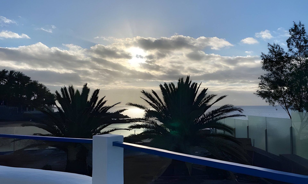 Puerto del Carmen Apartment | Vacation Apartment 'Chica' with Sea View, Wi-Fi and Air Conditioning