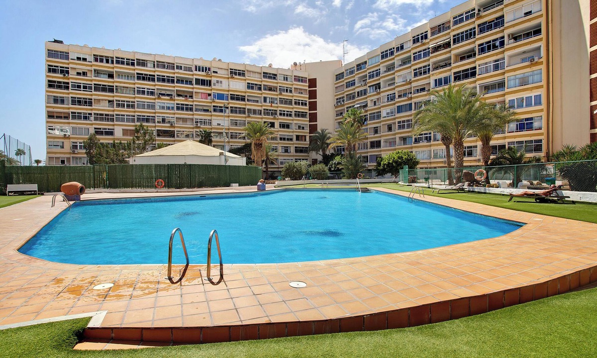 Playa del Ingles Apartment | Vacation Apartment 'Los Molinos 538' with Sea View, Private Pool and Wi-Fi