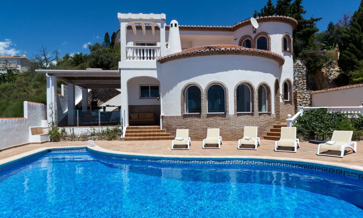 Salobrena Villa | Villa Amani Traditional Spanish Villa With Private Heated Pool And Amazing Views
