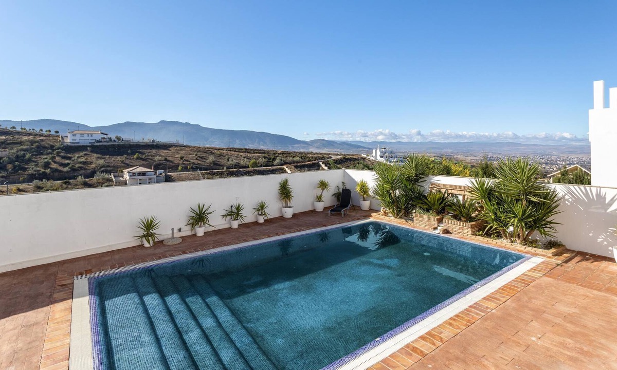 La Zubia Villa | Villa "Corasao Luxury 5 Stars" with Mountain View, Pool, Whirlpool & Garden