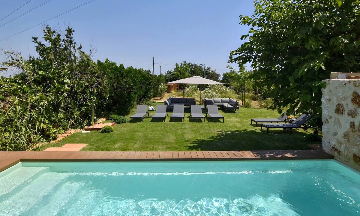 Sa Cabaneta Villa | Villa 'Hort Des Padri' with Private Pool, Wi-Fi, and Air Conditioning
