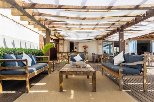 Praia Rasa Hotel | Villa Rasa