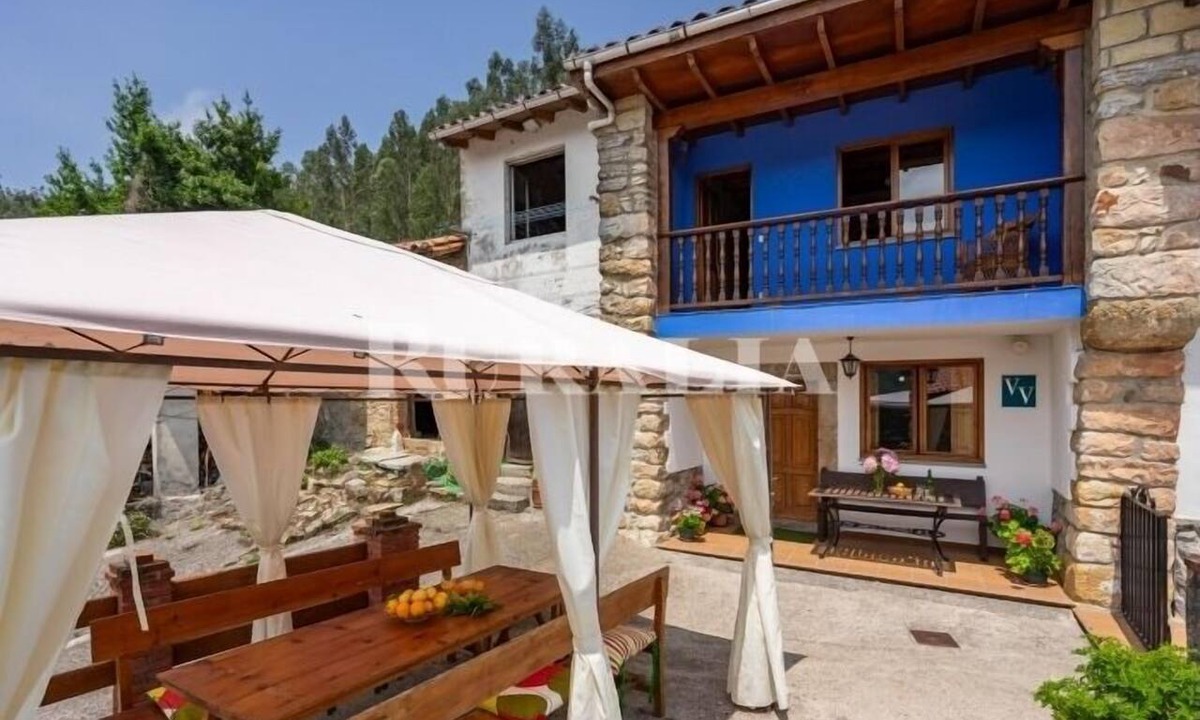 Carranzo House | VV Honorato 2 - country house in Santa Eulalia (Llanes) | 4–6 guests