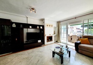 Lomas de Cabopino House